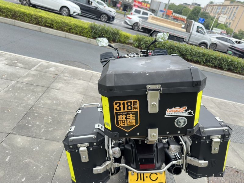 二手豪爵铃木骊驰 GW250