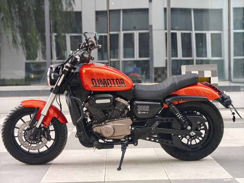 二手QJMOTOR闪300