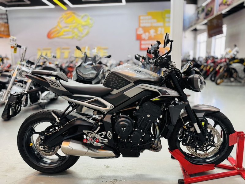 二手凯旋Street Triple 765