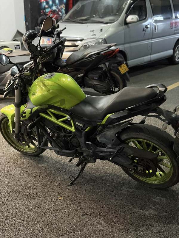 二手贝纳利蓝宝龙 BN302S