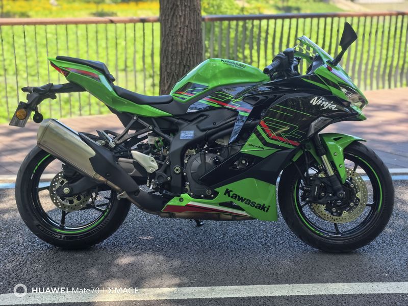 二手川崎ZX-4R