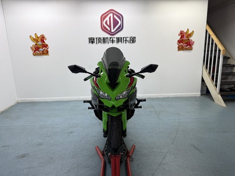 二手川崎ZX-4R