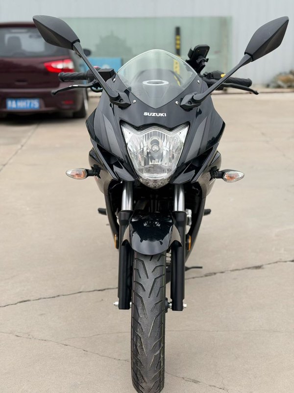 二手济南铃木极客飒 Gixxer 155