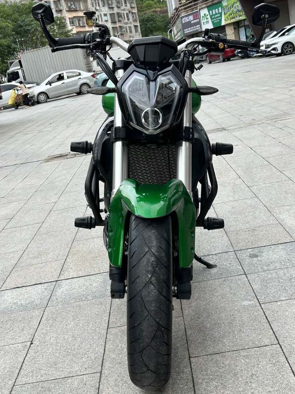 二手贝纳利蓝宝龙 BN302S