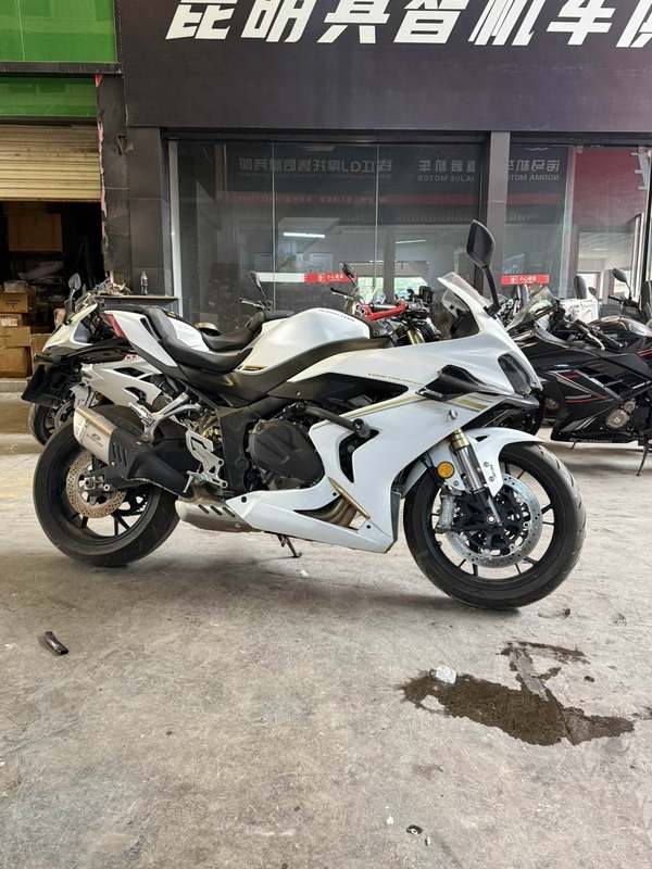二手QJMOTOR赛800