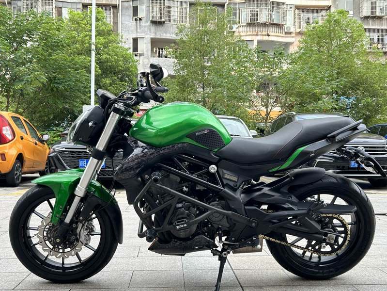 二手贝纳利蓝宝龙 BN302S