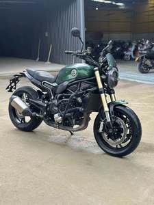 二手贝纳利幼狮 Leoncino 800