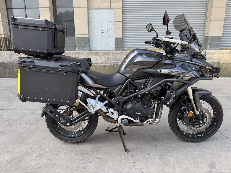 二手贝纳利金鹏 TRK502