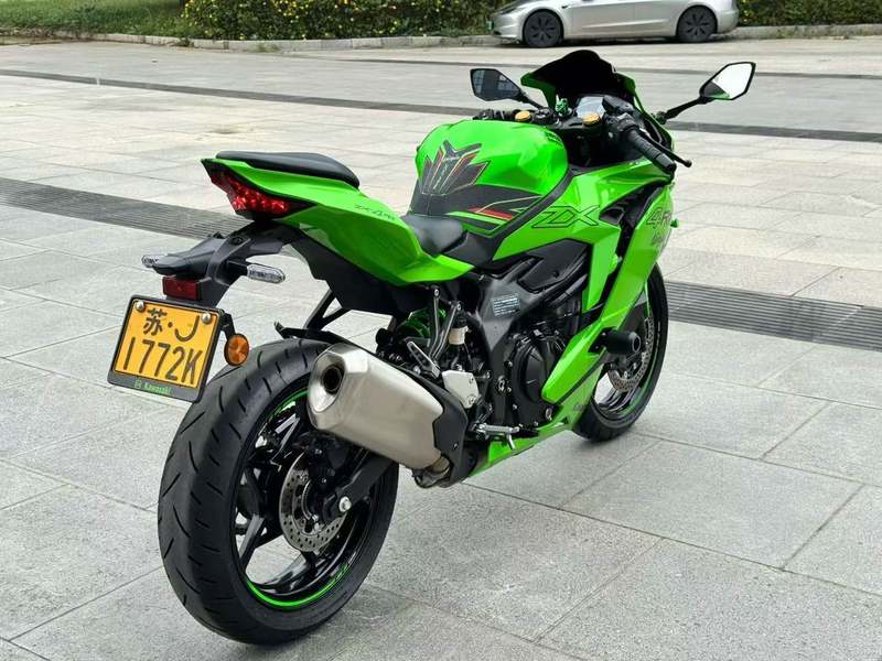 二手川崎ZX-4R
