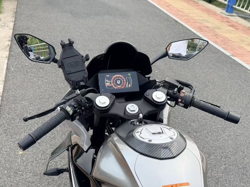 二手春风250SR