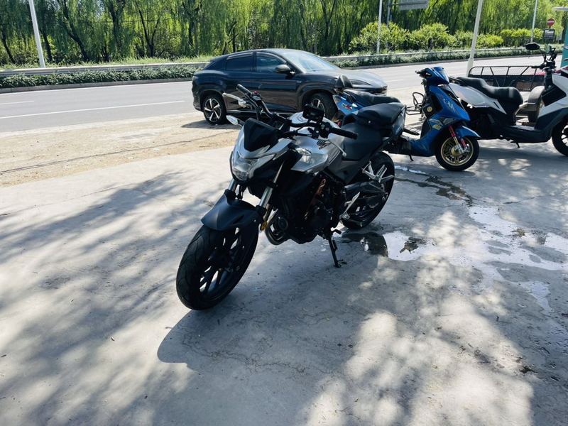 二手本田CB400F