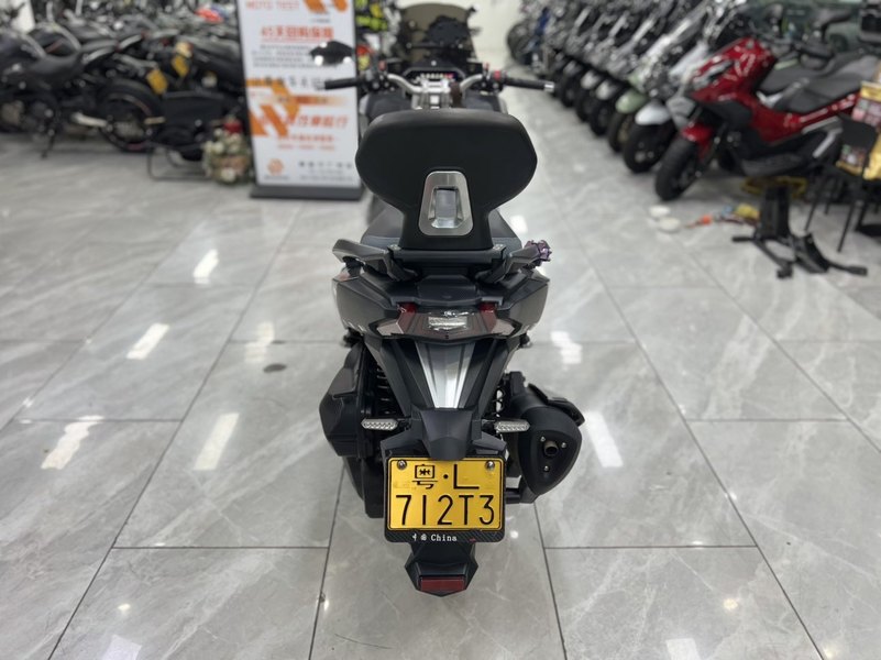 二手三阳哈士奇 Husky ADV300