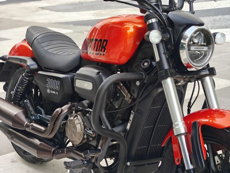 二手QJMOTOR闪300