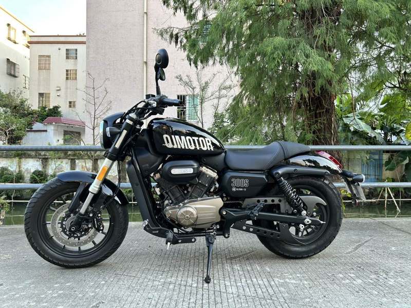 二手QJMOTOR闪300