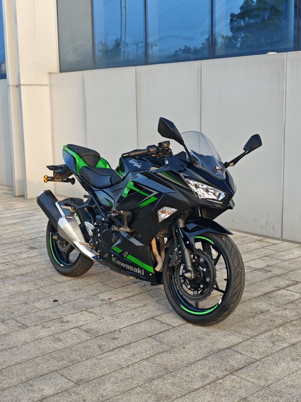 二手川崎Ninja 400