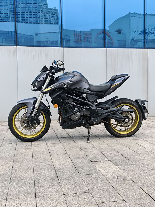 二手QJMOTOR追350