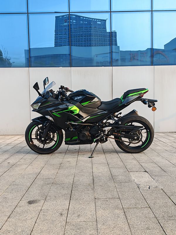 二手川崎Ninja 400