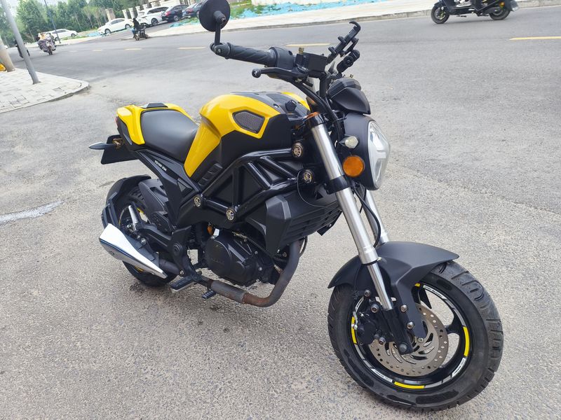 二手银钢小怪兽150
