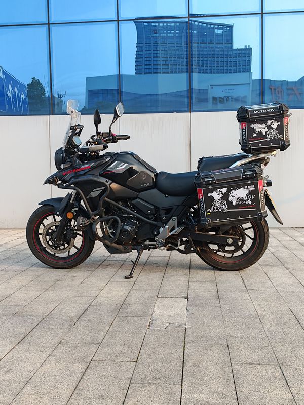 二手豪爵铃木DL250