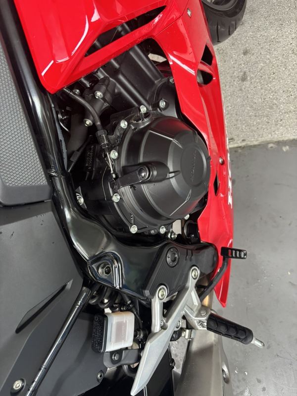 二手本田CBR400R