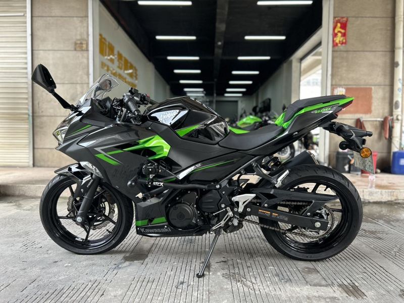 二手川崎Ninja 400