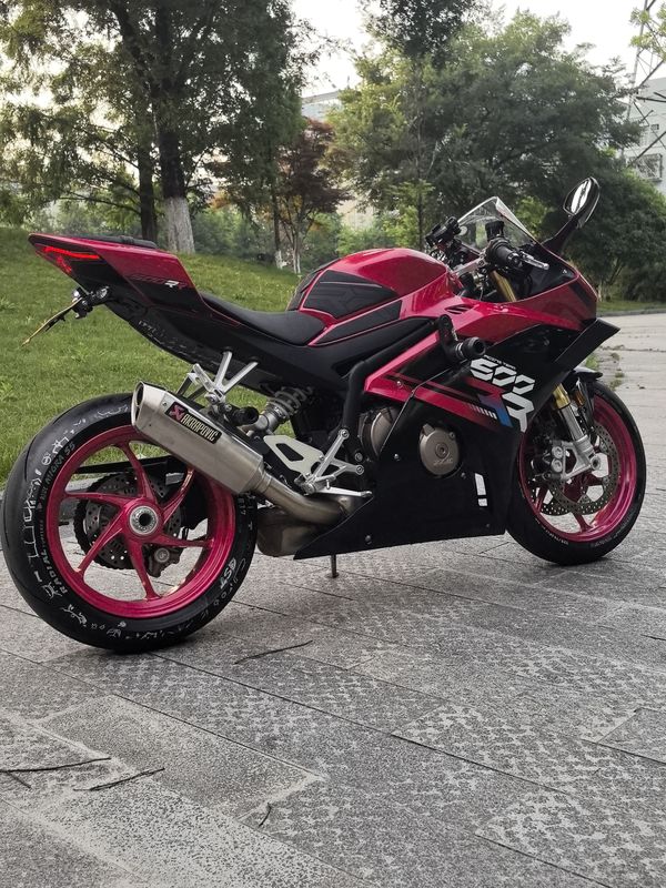 二手张雪机车500RR