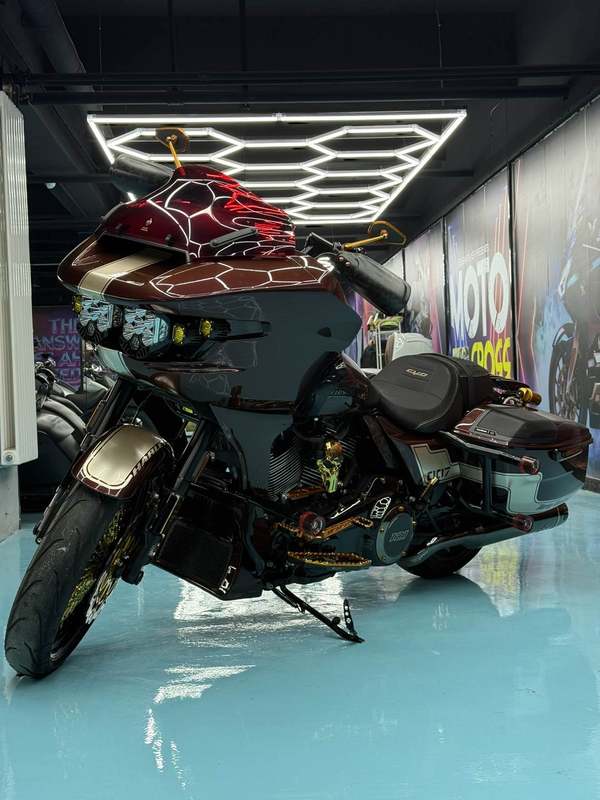 二手哈雷戴维森公路滑翔 Road Glide