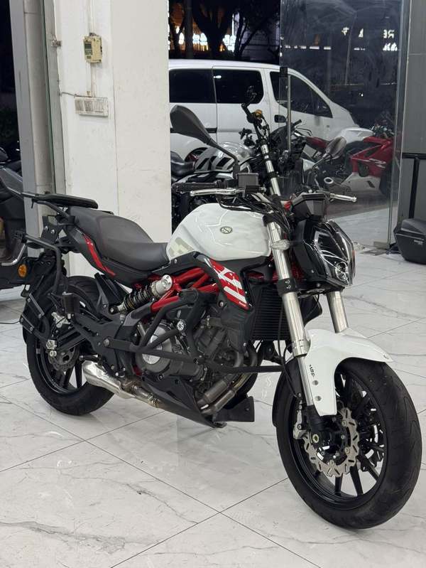 二手贝纳利蓝宝龙 BN302S