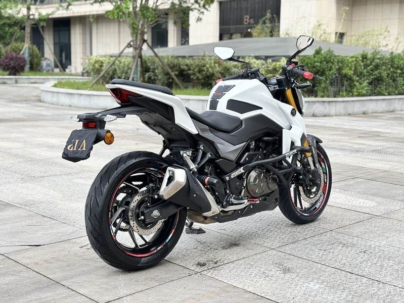 二手豪爵DR300