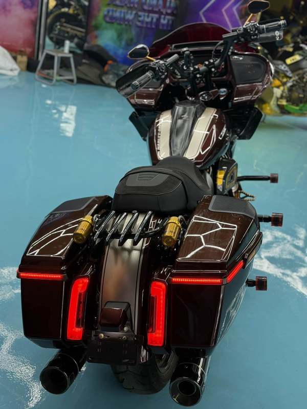 二手哈雷戴维森公路滑翔 Road Glide