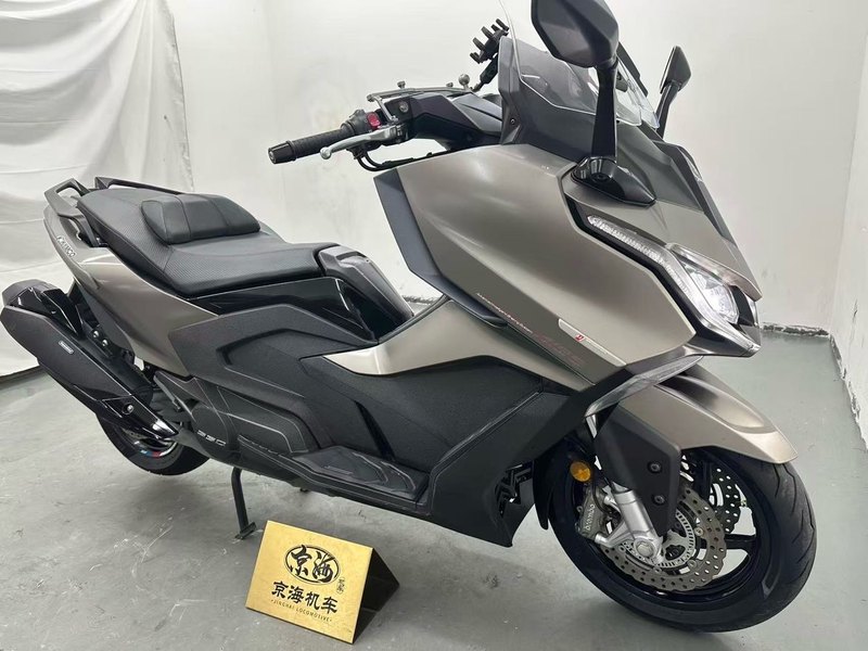 二手光阳AK550