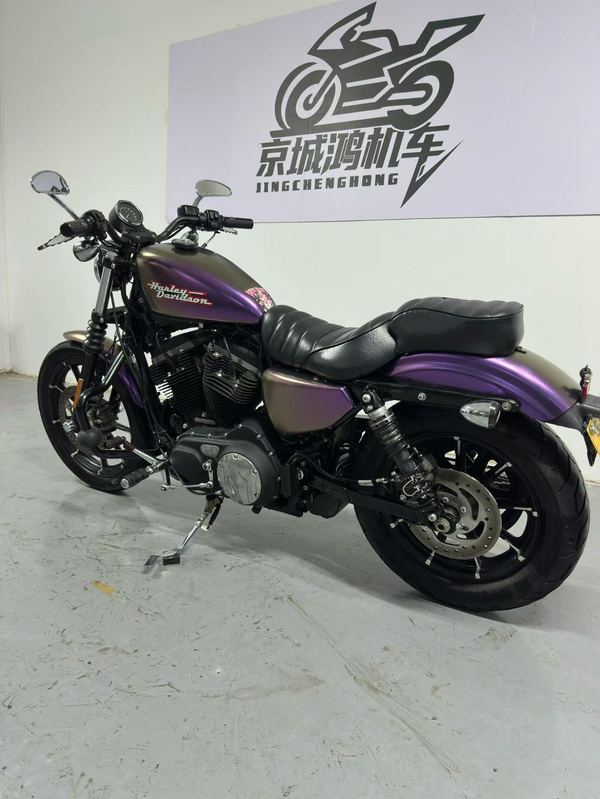 二手哈雷戴维森Iron883 硬汉
