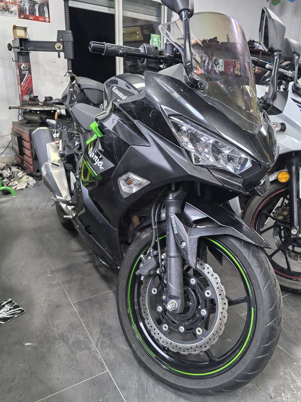 二手川崎Ninja 400