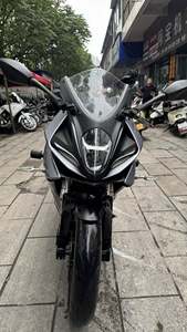 二手贝纳利龙卷风 Tornado 302R