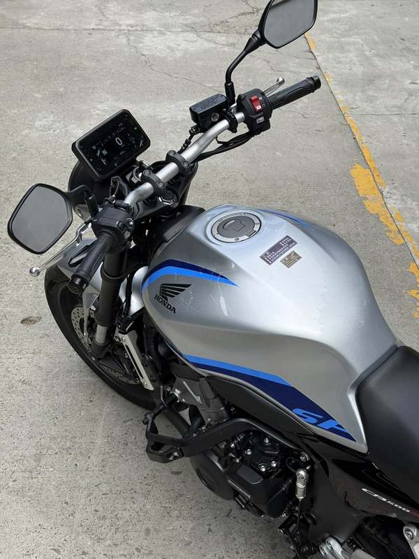 二手本田CB500 Super Four
