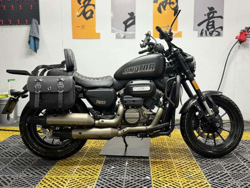 二手QJMOTOR闪300