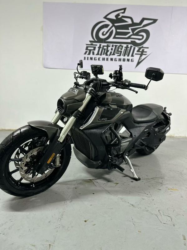 二手奔达LFC700 燎