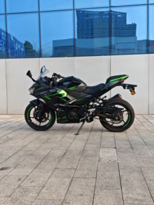 二手川崎Ninja 400