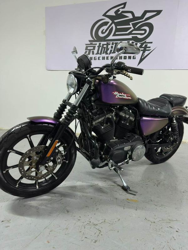 二手哈雷戴维森Iron883 硬汉