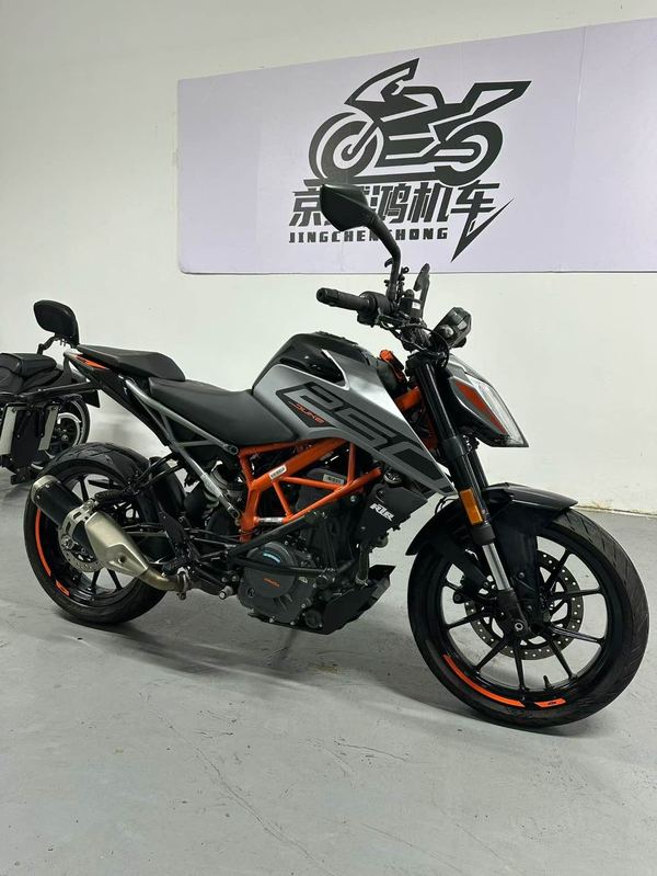 二手KTMR2R250 Duke
