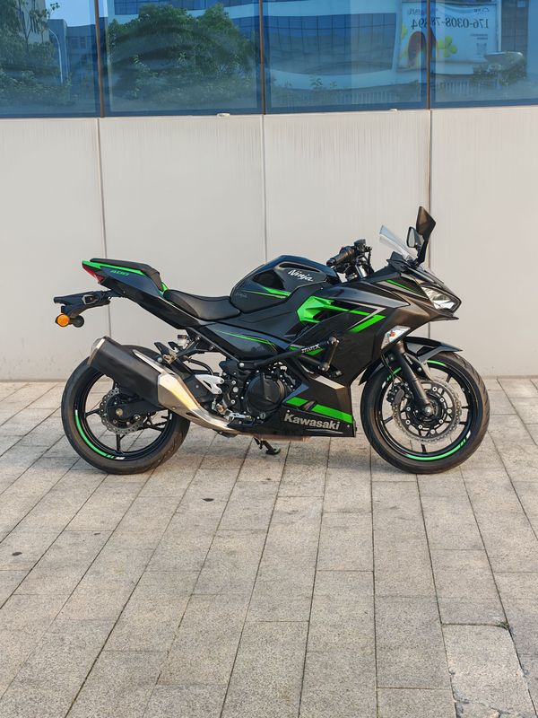 二手川崎Ninja 400