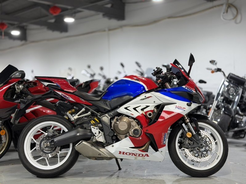 二手本田CBR650R
