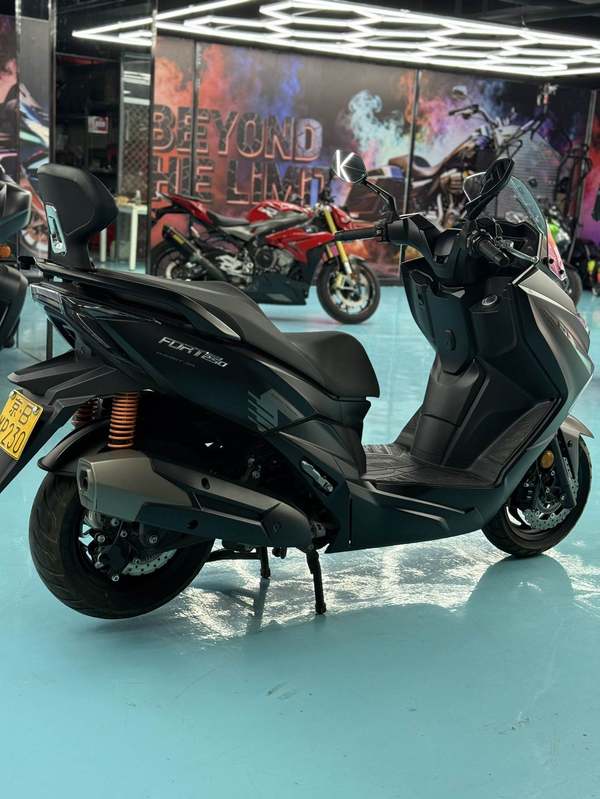 二手QJMOTOR鸿250
