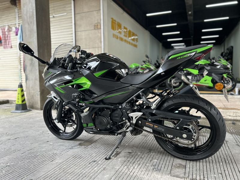 二手川崎Ninja 400
