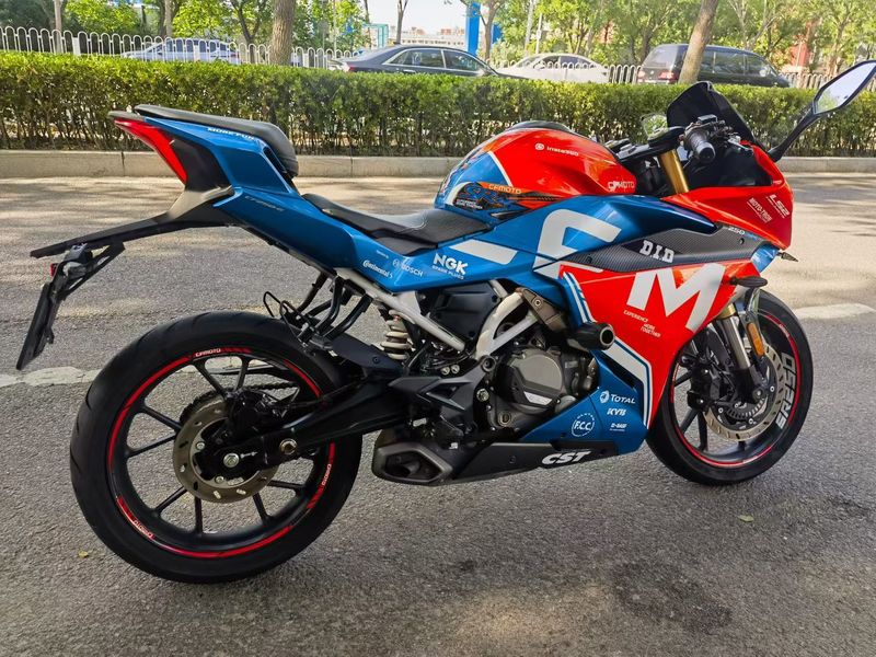 二手春风250SR