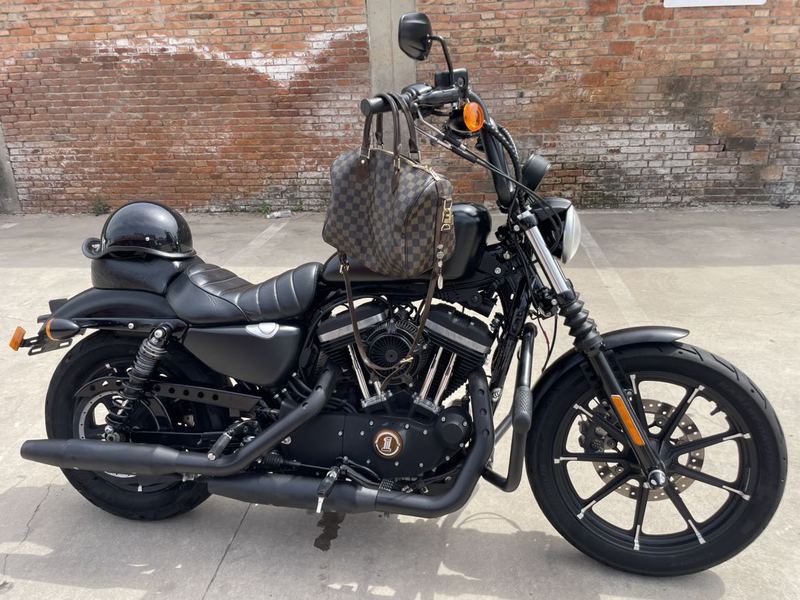 二手哈雷戴维森Iron883 硬汉