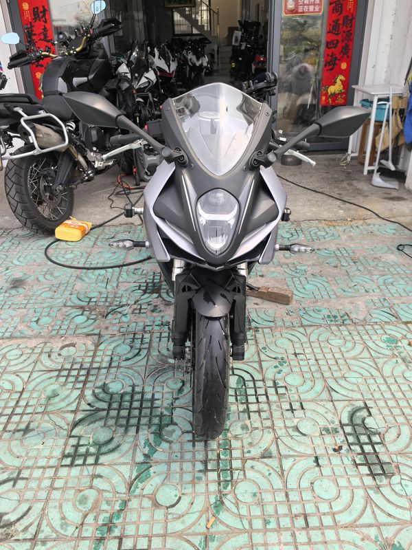二手贝纳利龙卷风 Tornado 302R