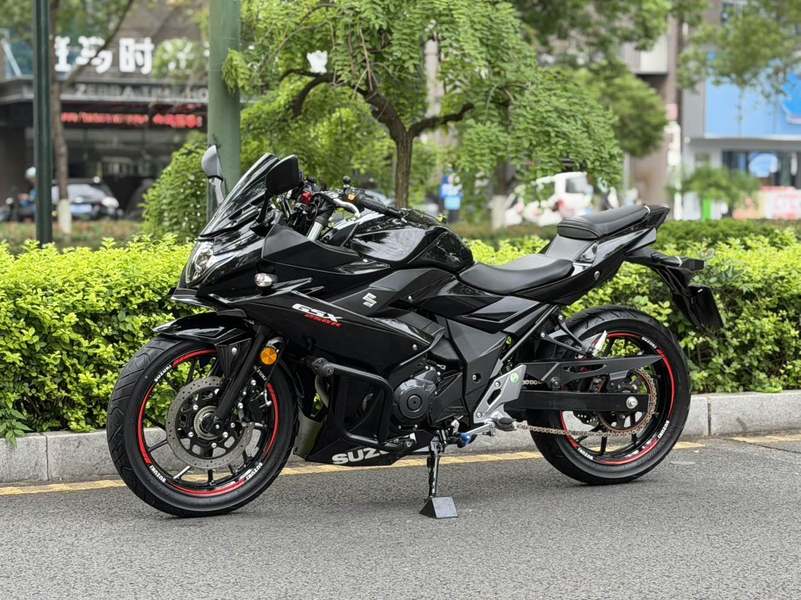 二手豪爵铃木GSX250R