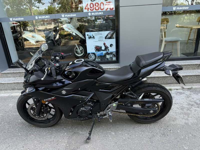 二手豪爵铃木GSX250R