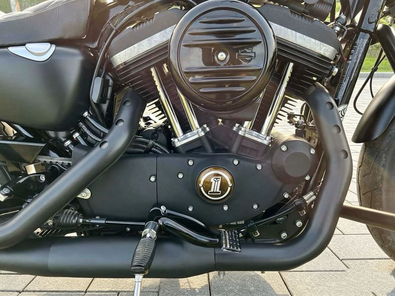 二手哈雷戴维森Iron883 硬汉